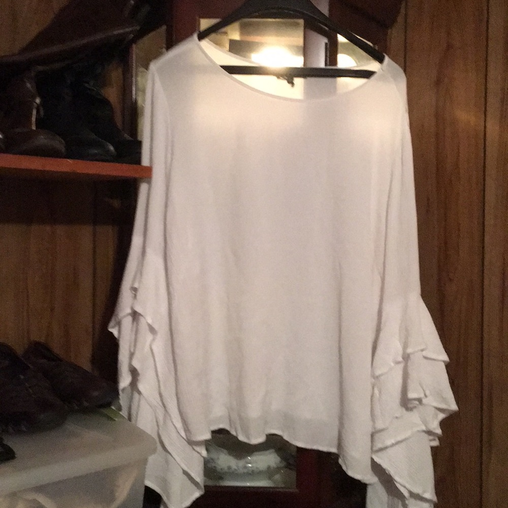 Diane Gilman White Frilly Blouse